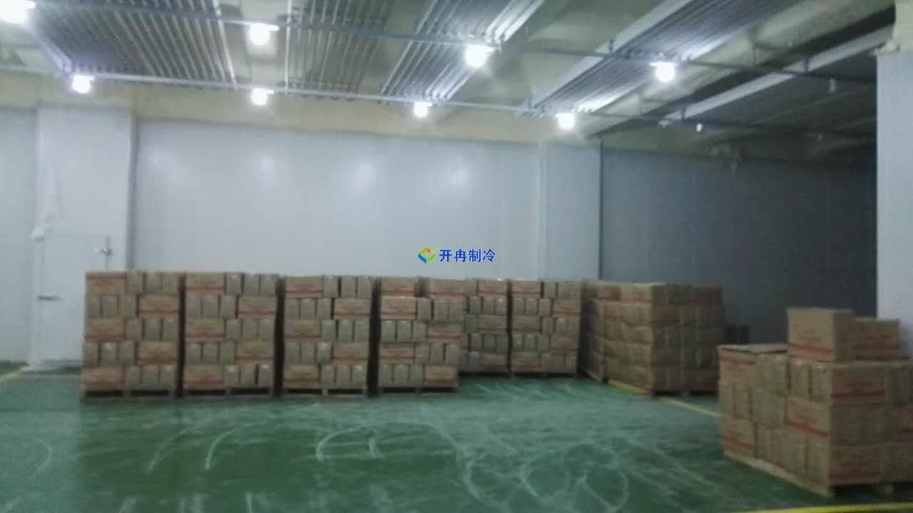 一個3000平普通倉庫改建成冷凍庫需要多少錢？